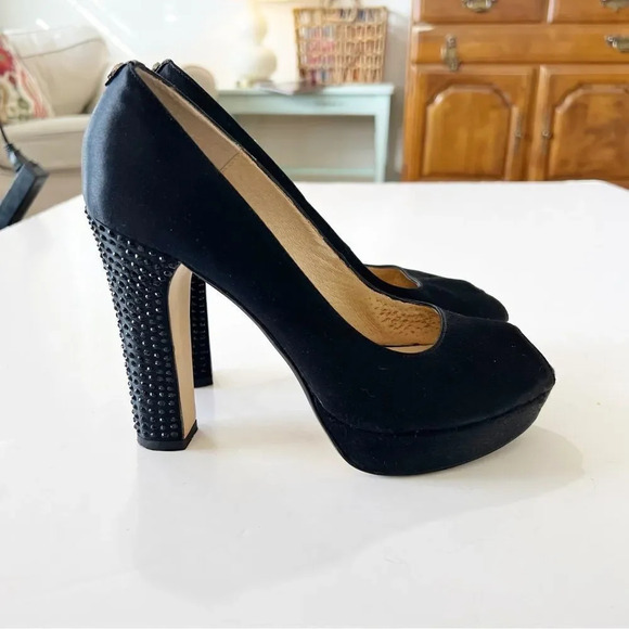 Michael Michael Kors Black Satin Peep Toe Platform Heels Size 8 Pleasers Studded - Picture 13 of 13